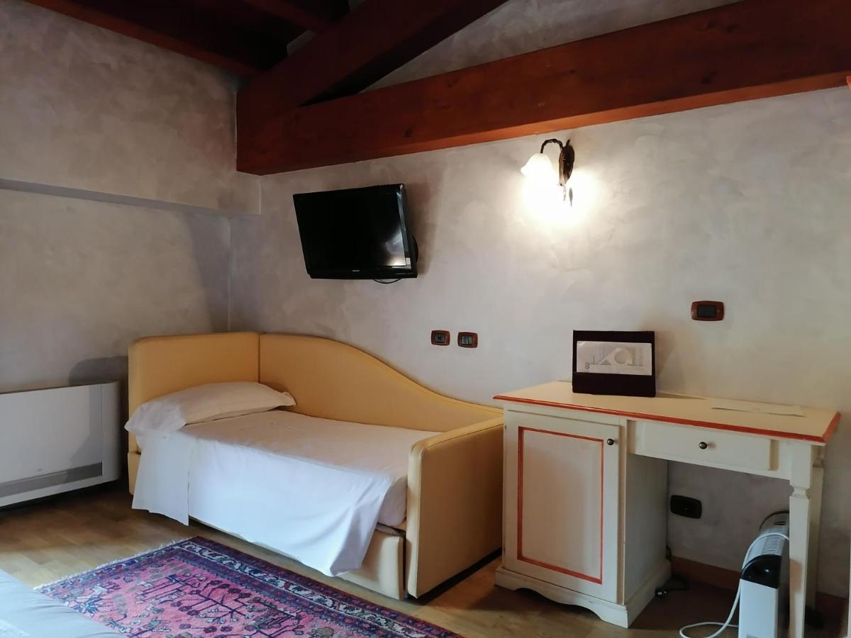 Relais Castrum Boccea Exterior photo