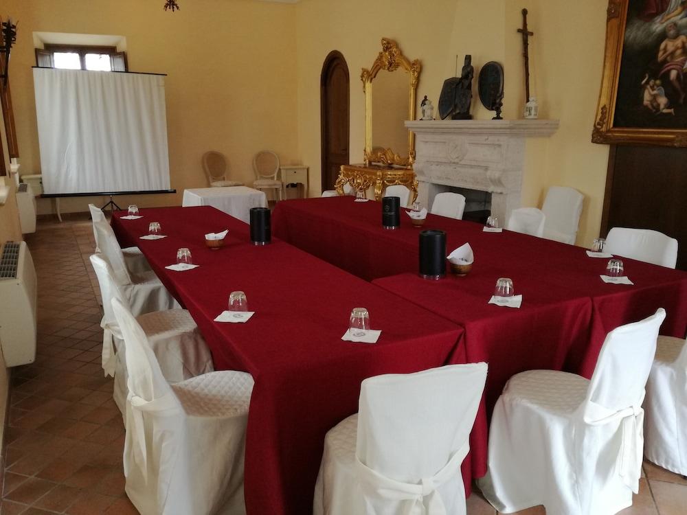 Relais Castrum Boccea Exterior photo